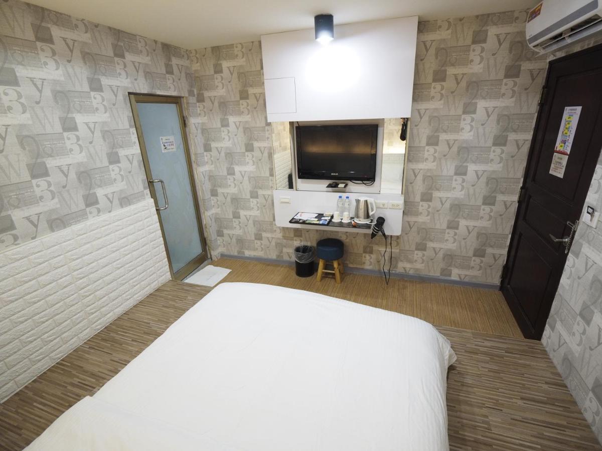 合悅都會商旅 Heyue Hotel Hsinchu Exterior foto